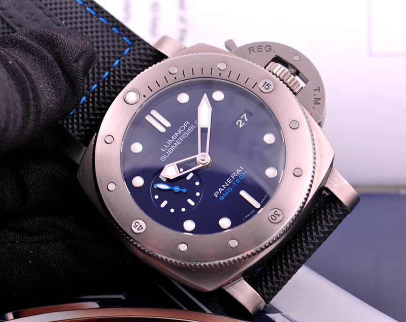 panerai 沛纳海 submersible 潜行系列pam00692 自动机械男表
